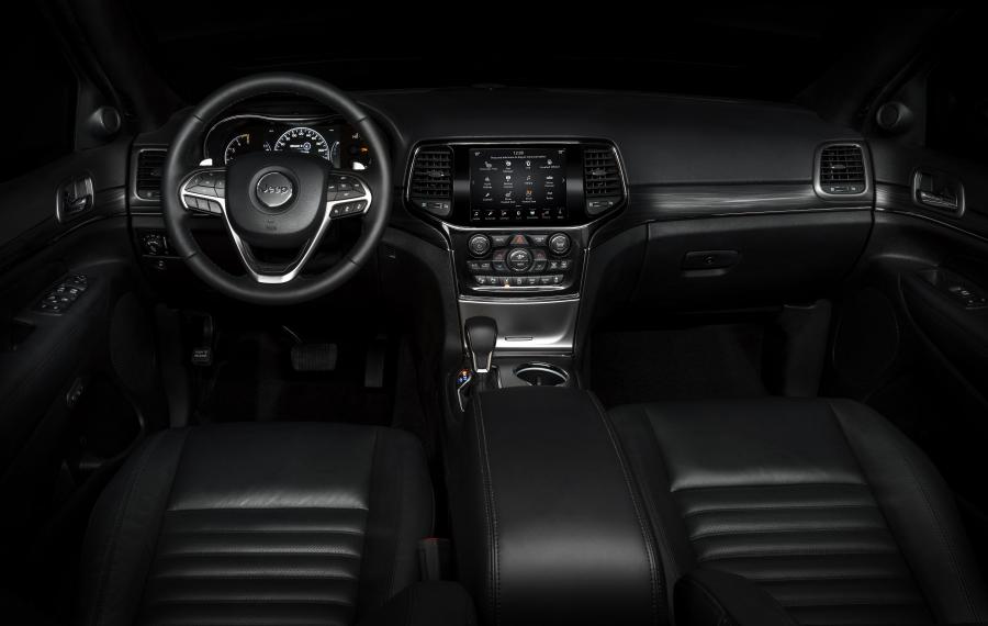 Торпедо Jeep Grand Cherokee S Limited (WK2) 2019 года  (EU) (фото 5 из 8)